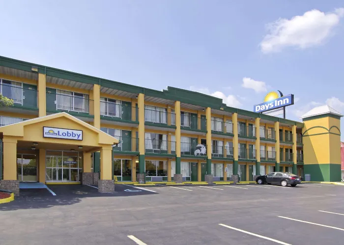 Motels Days Inn By Wyndham Roanoke Civic Center