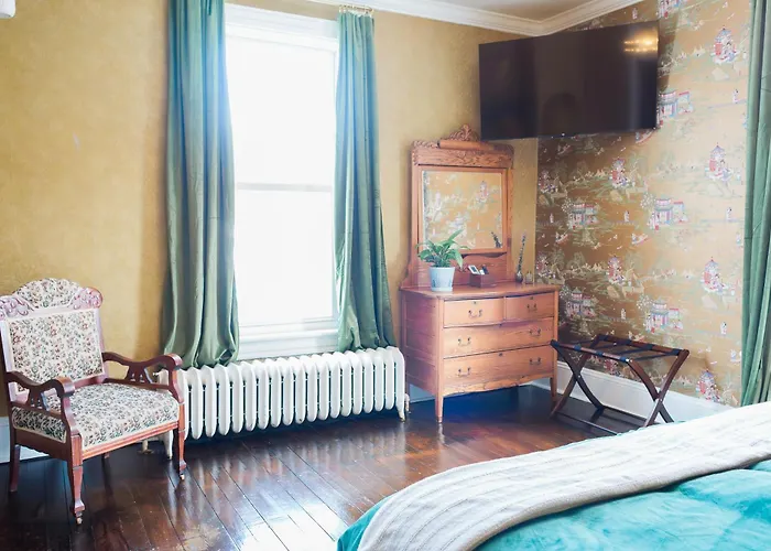 Blue Ridge Abbey Bed And Breakfast