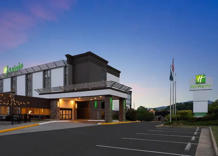 Cheap hotel: Holiday Inn Roanoke - Tanglewood Route 419 & I 581 By Ihg